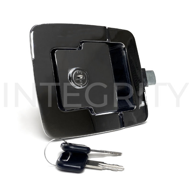 Newmar RV Chrome Baggage Door Latch with Plunger 012102