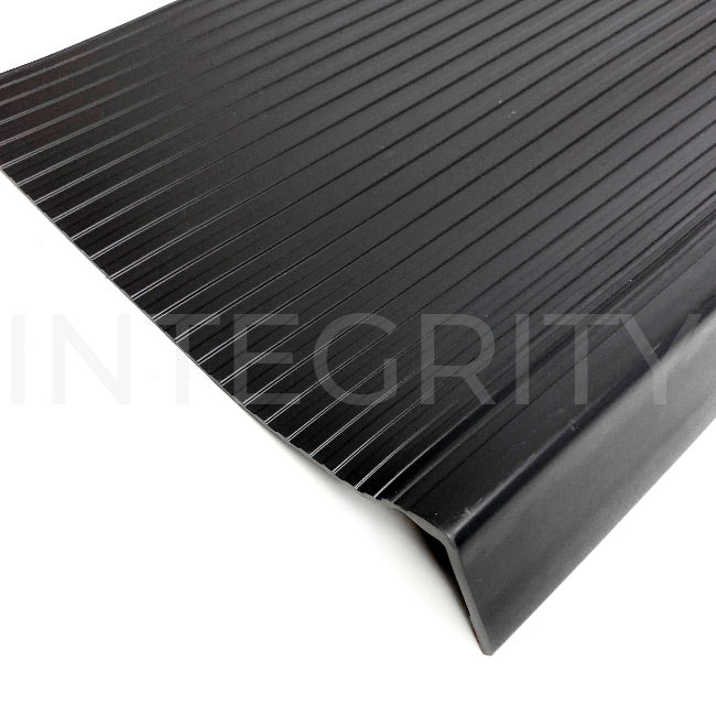 Newmar RV Step Tread Black 32.5" 109949