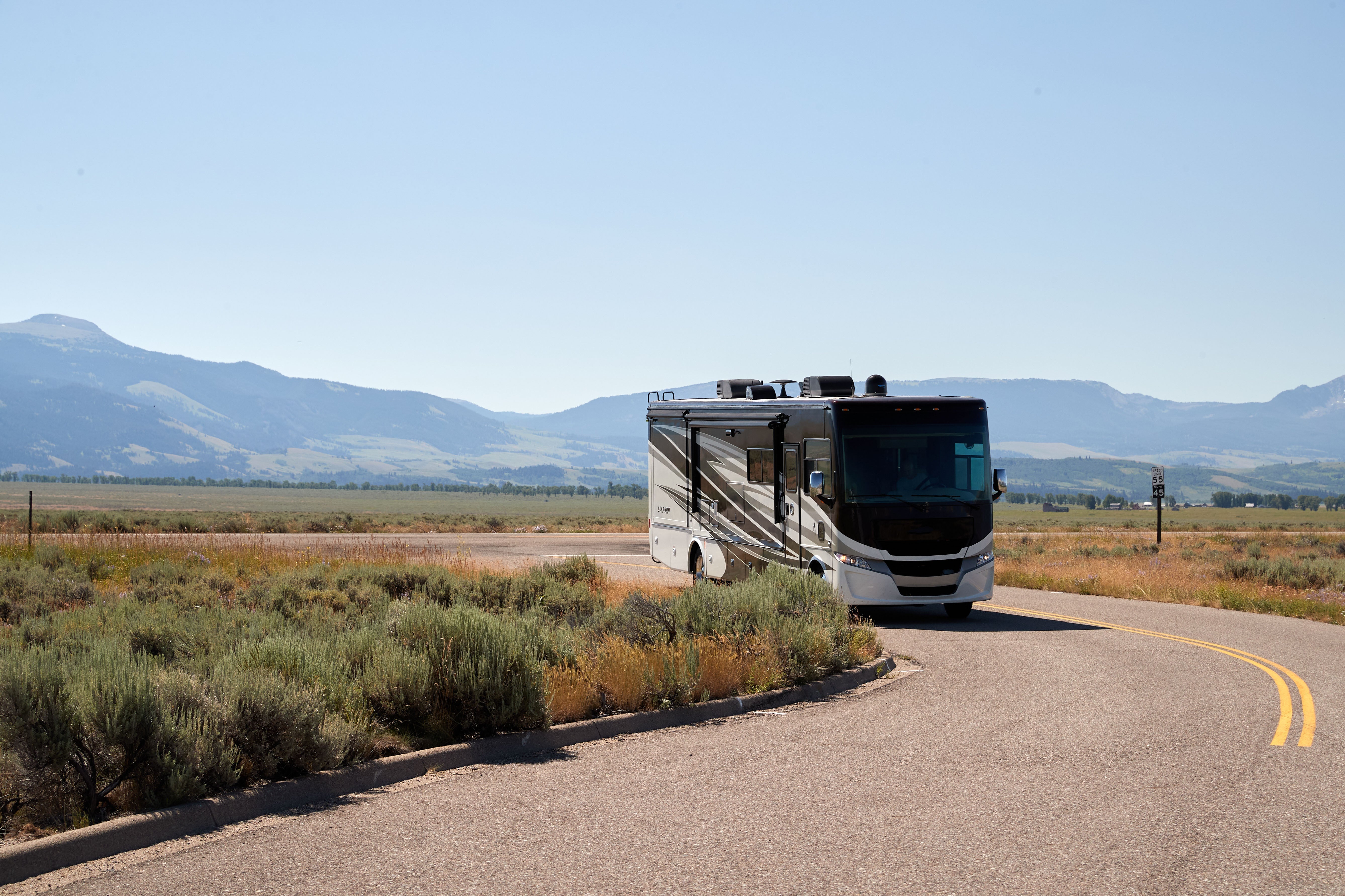 Rv Integrity Ultimate Guide for Choosing the Best RV Air Conditioner - Integrity RV ...